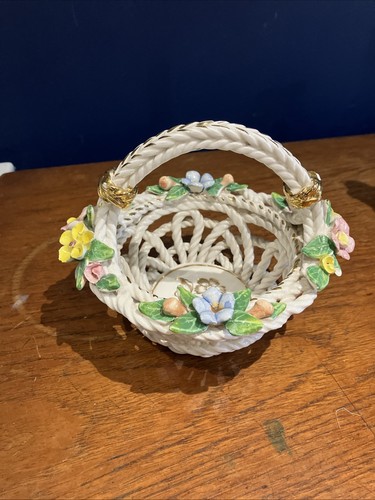 Capodimonte cesto floreale - capodimonte,