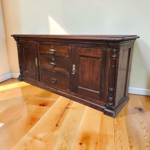 Piccola credenza antica - , in