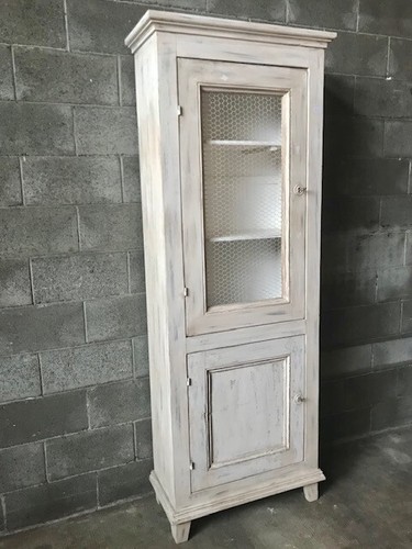 Piccola credenza ante - a,