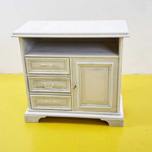 Piccola credenza bianca - credenza,