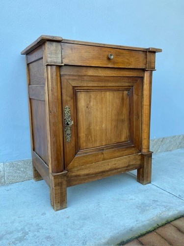 Piccola credenza noce ad - piccola, in